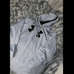 Under Armor Sweatshirt!